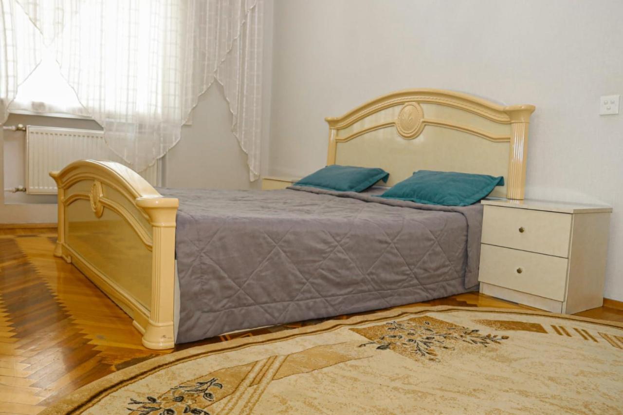 Azneft Royal Suite Apartment Sea View Baku Exterior photo