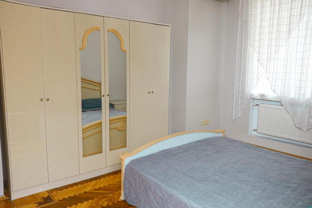 Azneft Royal Suite Apartment Sea View Baku Exterior photo