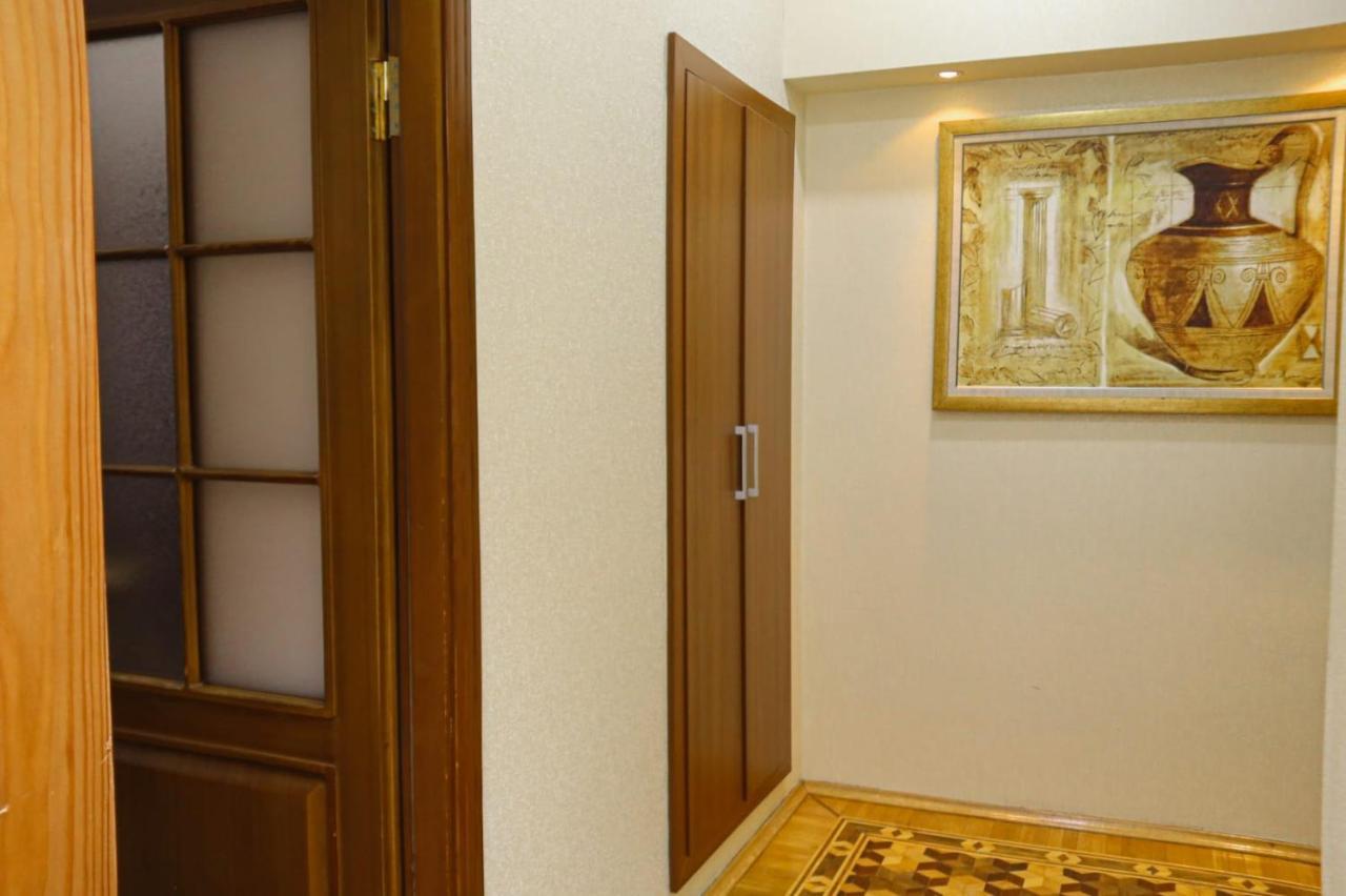 Azneft Royal Suite Apartment Sea View Baku Exterior photo