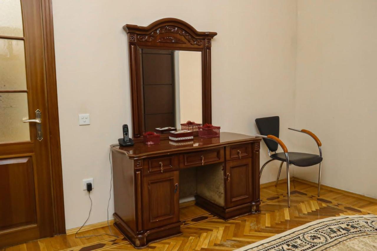 Azneft Royal Suite Apartment Sea View Baku Exterior photo