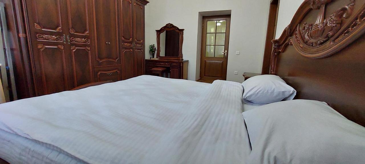 Azneft Royal Suite Apartment Sea View Baku Exterior photo