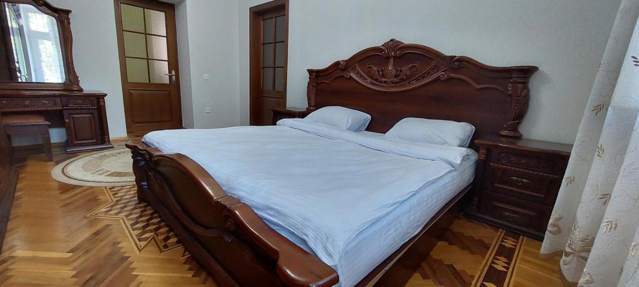 Azneft Royal Suite Apartment Sea View Baku Exterior photo
