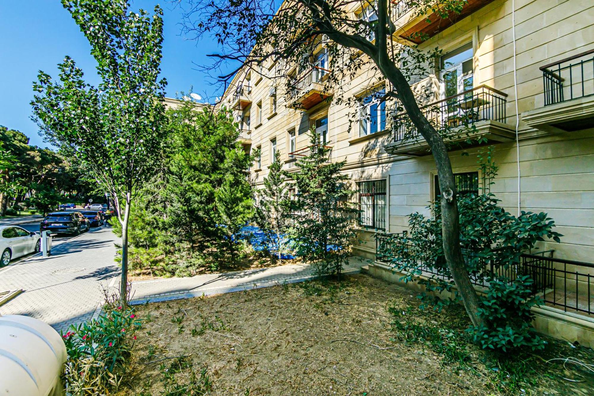 Azneft Royal Suite Apartment Sea View Baku Exterior photo
