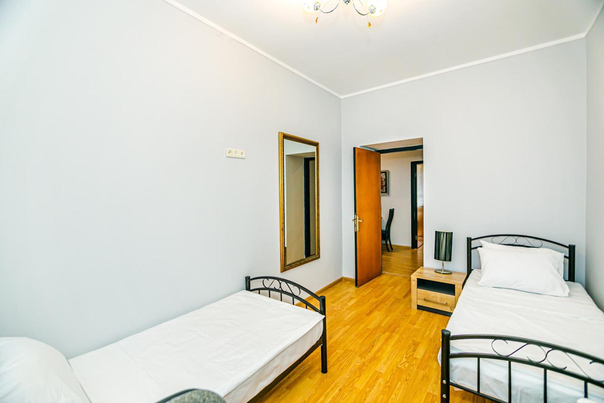 Azneft Royal Suite Apartment Sea View Baku Exterior photo